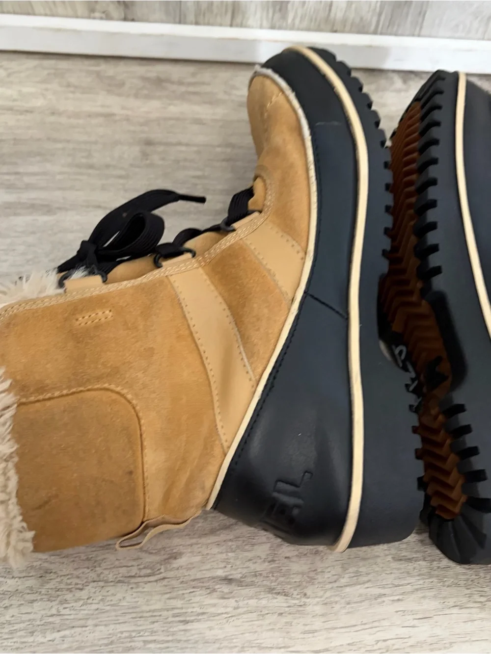 Sorel Tivoli II Snow Boot Waterproof Winter Women's 7 Tan Fut Lined Flaw